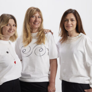 WOMEN 4 WOMEN: la capsule di T shirt fatta da donne a sostegno delle donne 