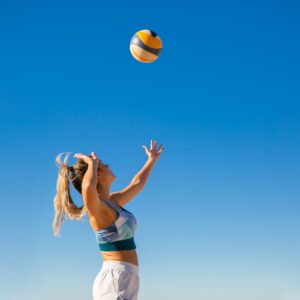 Australian Gold e Raysistant: il beauty incontra la pallavolo